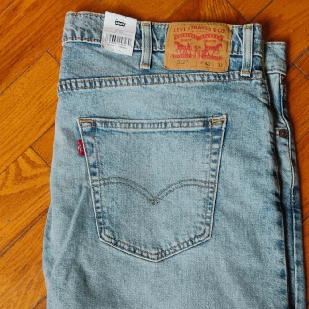 Levi's Classic Light Blue Relaxed Jeans 42w 32l